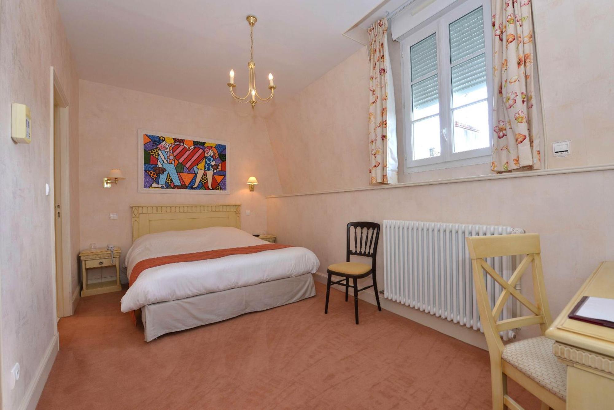 Hotel Castel Jeanson Ay-Champagne Habitación foto