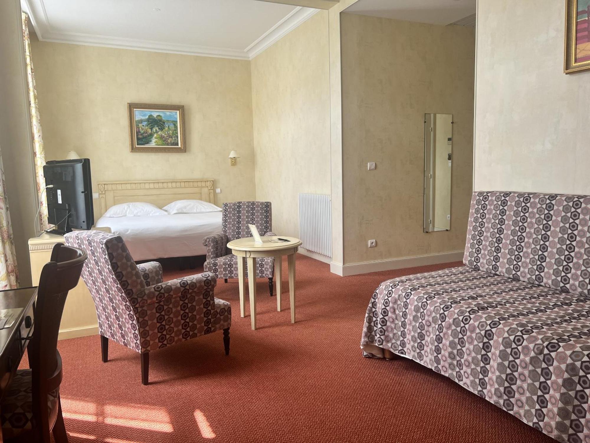 Hotel Castel Jeanson Ay-Champagne Habitación foto